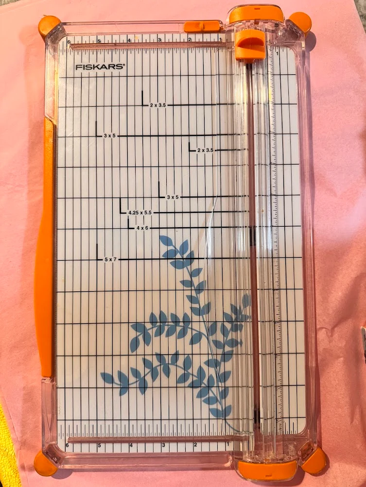Fiskars SureCut Paper Trimmer Review