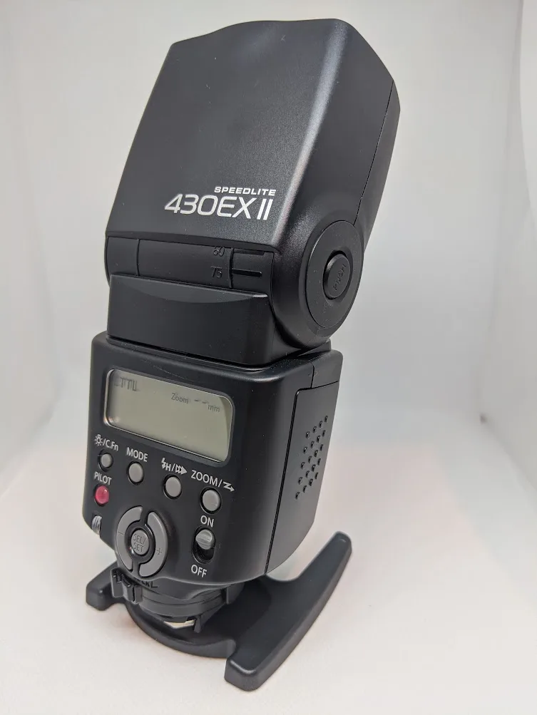 Canon Speedlite 430EX II flash used for our passport photo setup