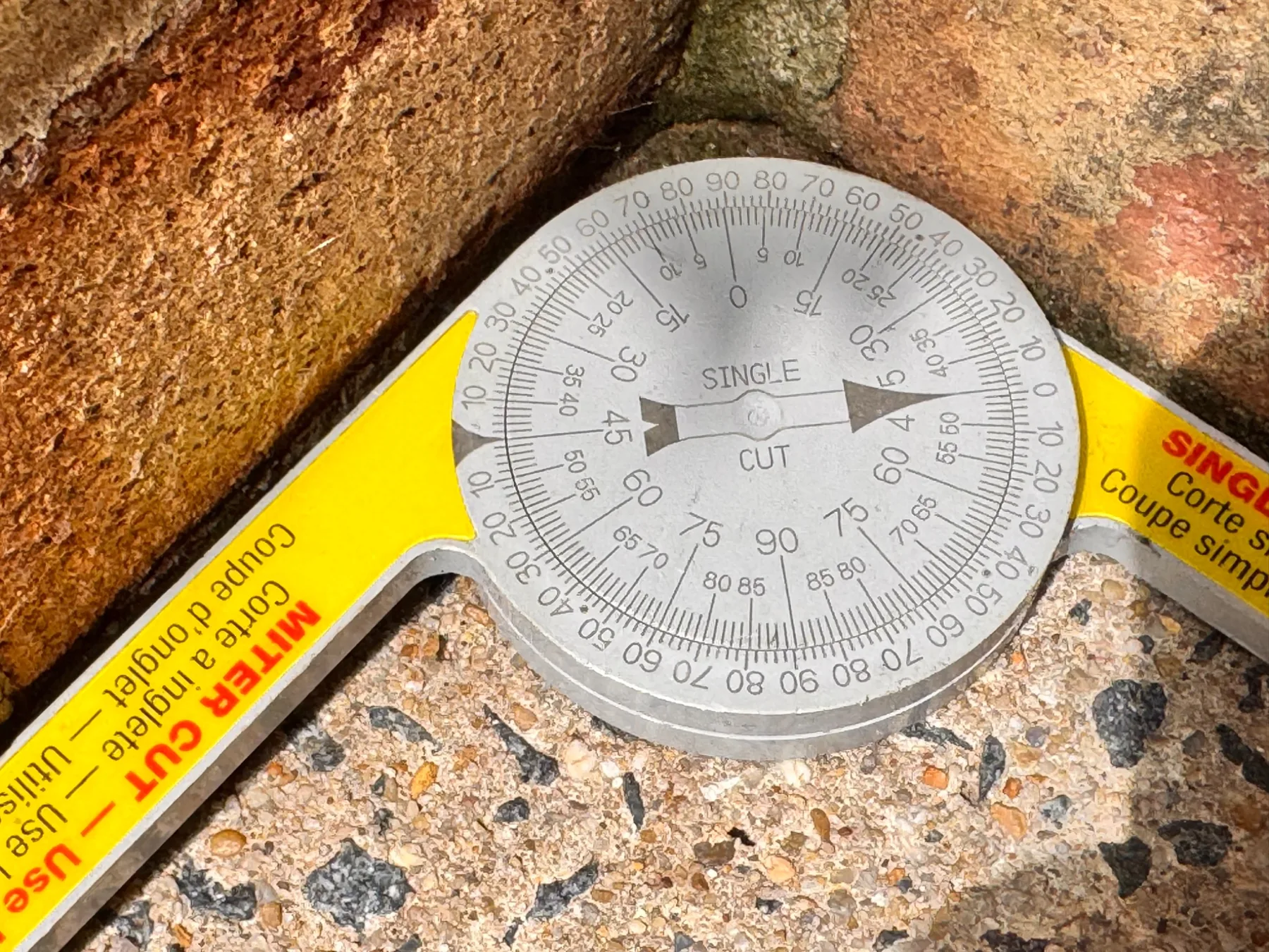 Close view of the Starrett miter protractor dial